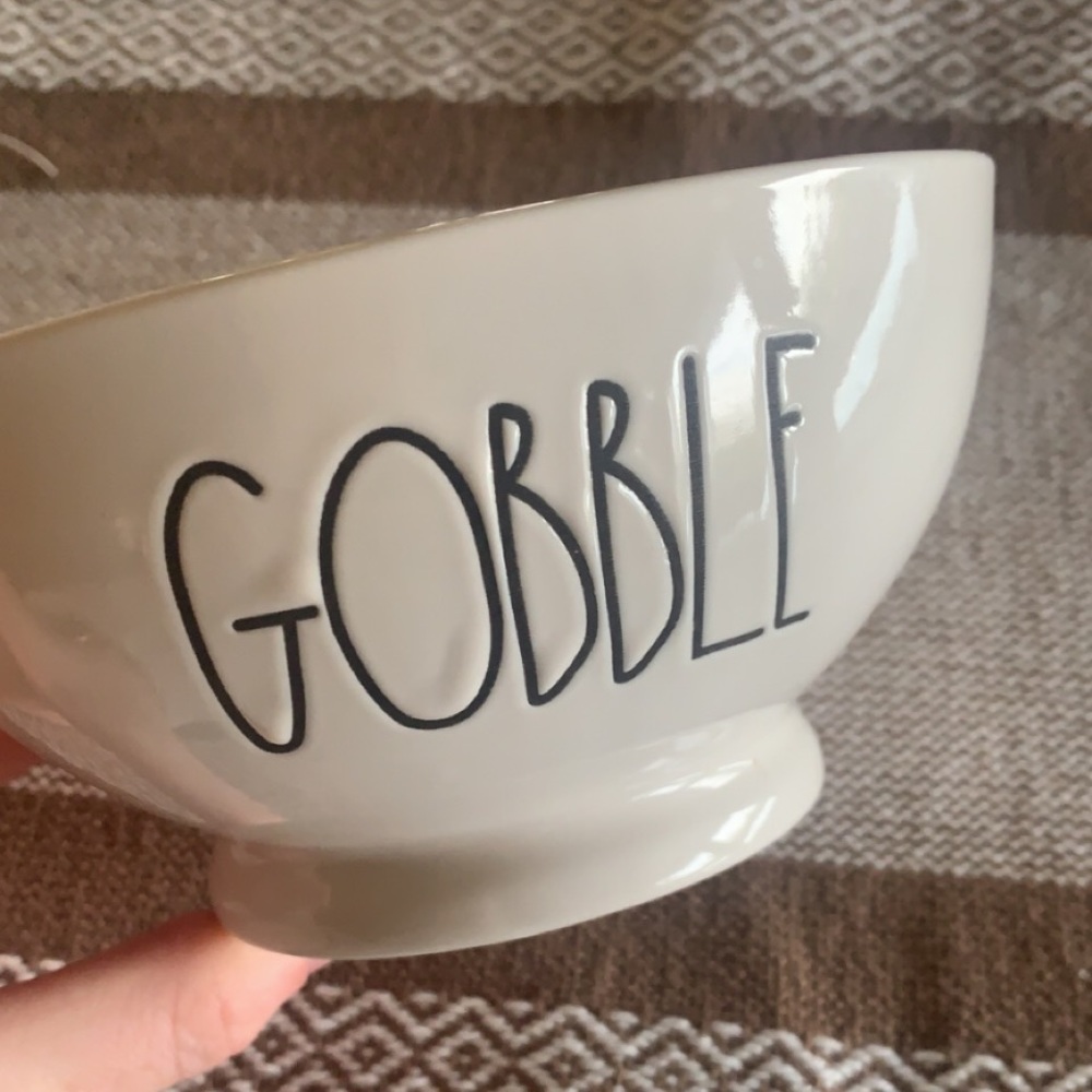 Rae Dunn Gobble bowels, set of 4.